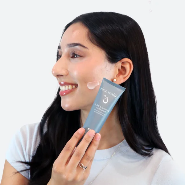 2.5% Advanced Acne Med - Image 3