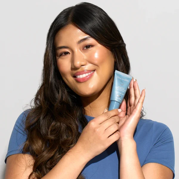 glowTone™ Corrective Serum - Image 8