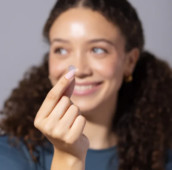 invisiClear™ Hydrocolloid Spot Patches - Image 10